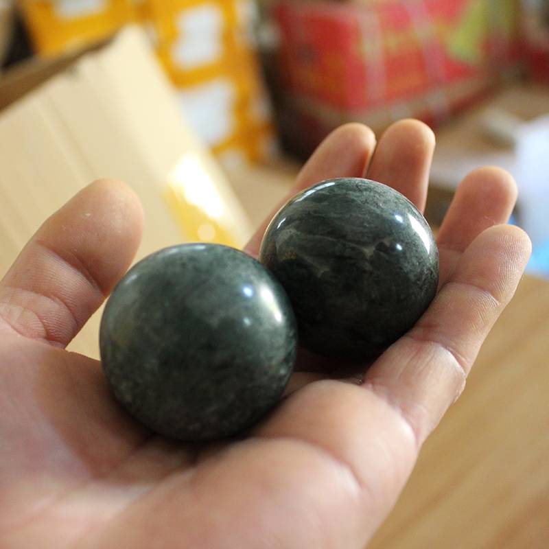 40 millimeters of Indian green